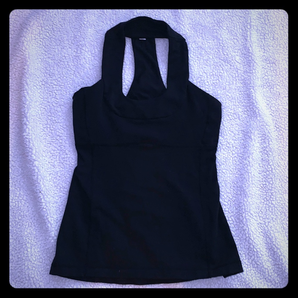 Lululemon tank...great fit👍⭐️